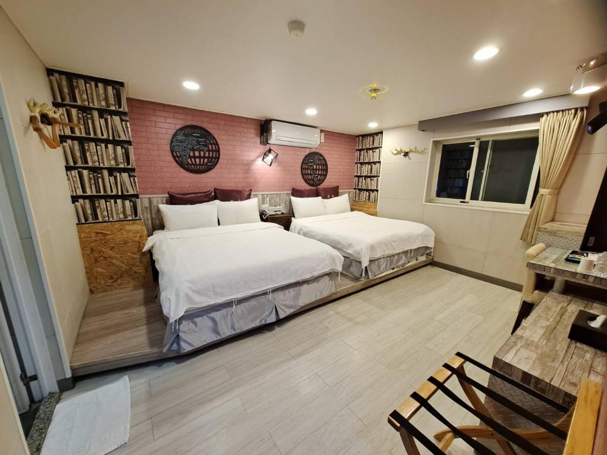Bin Chen Business Hotel Hsinchu City Exterior photo